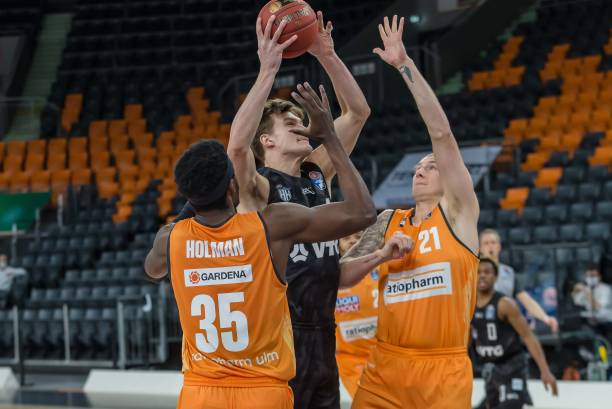 俱乐部生存 俱乐部生存